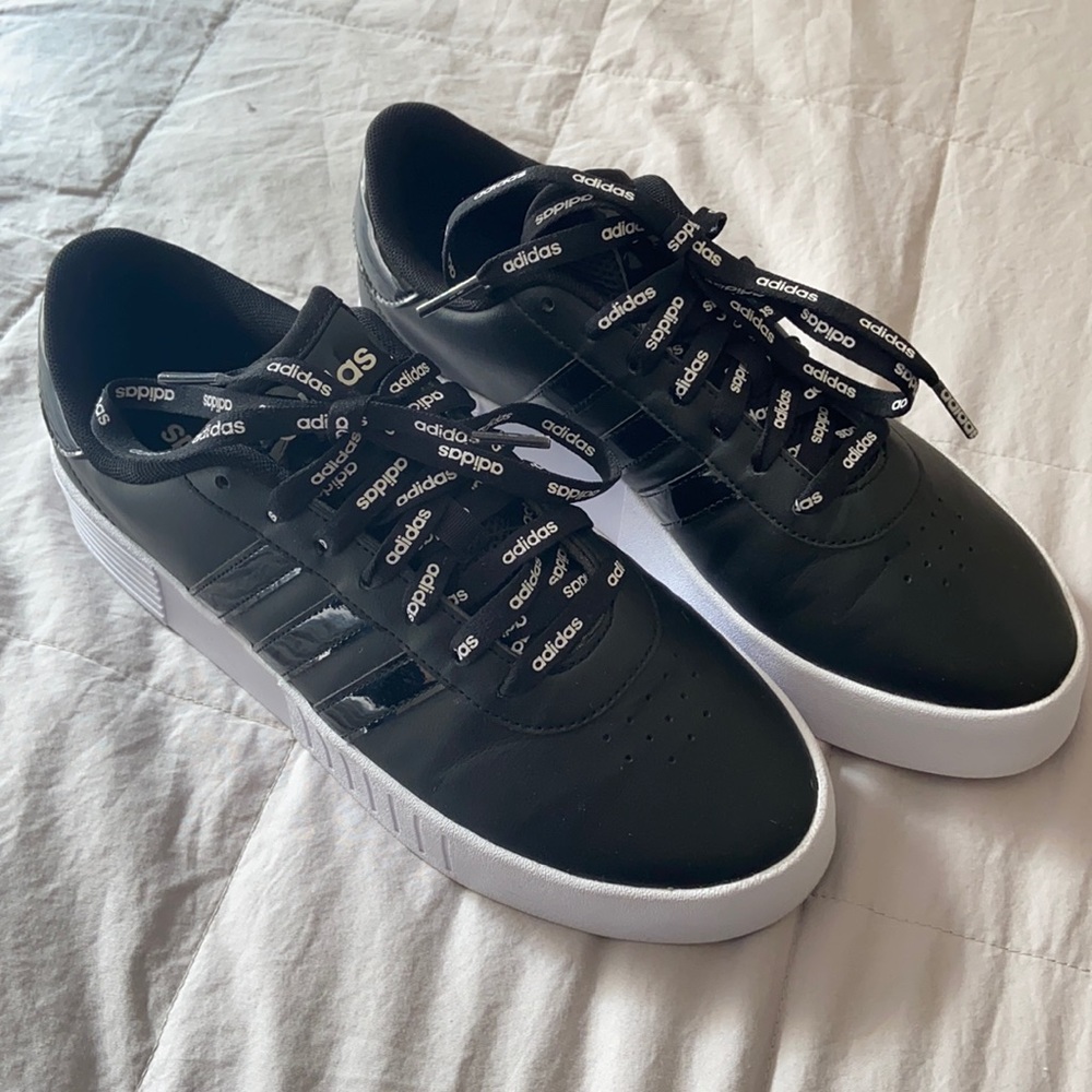 adidas Court Bold FY9993, Womens, Core Black/Core Black/Cloud White size 9.5 - Picture 3 of 14